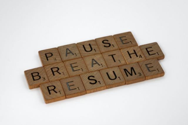 Pause breath resume tiles